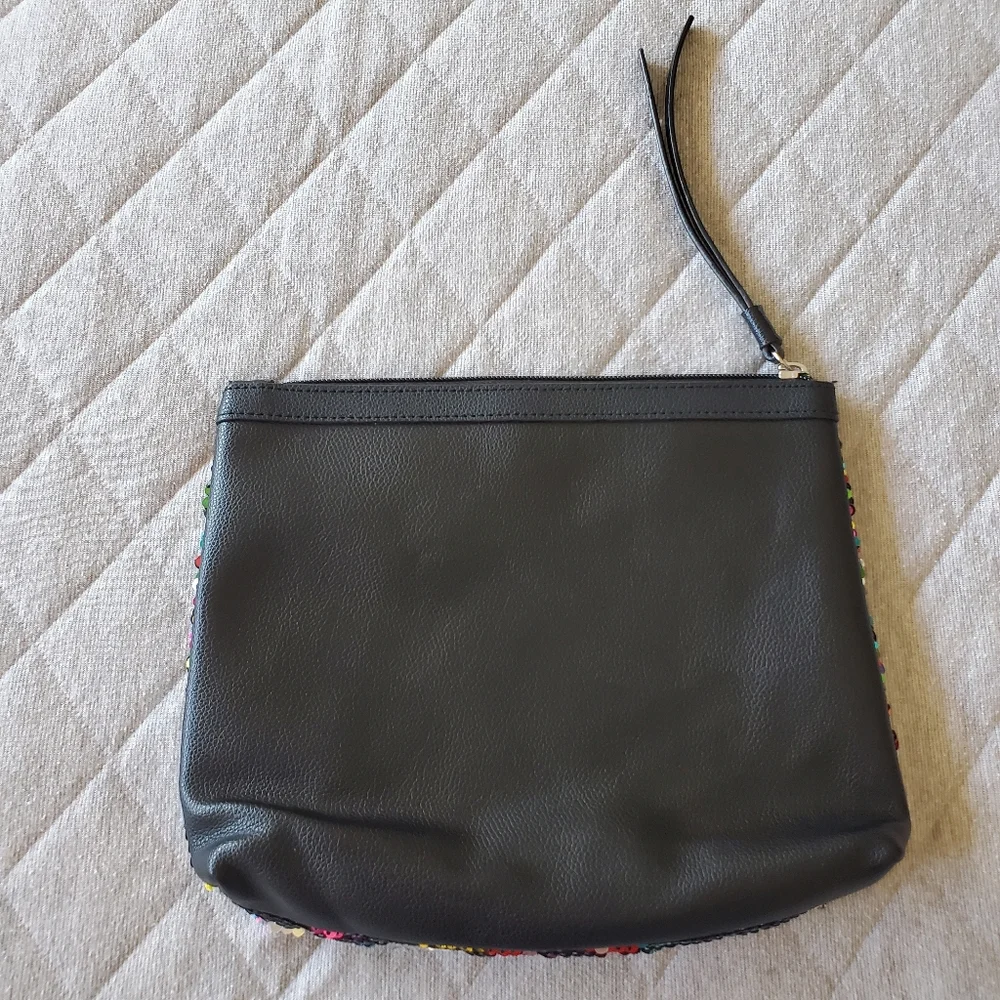 ⭐4/$20‎ Victoria's Secret Sequins Makeup Bag